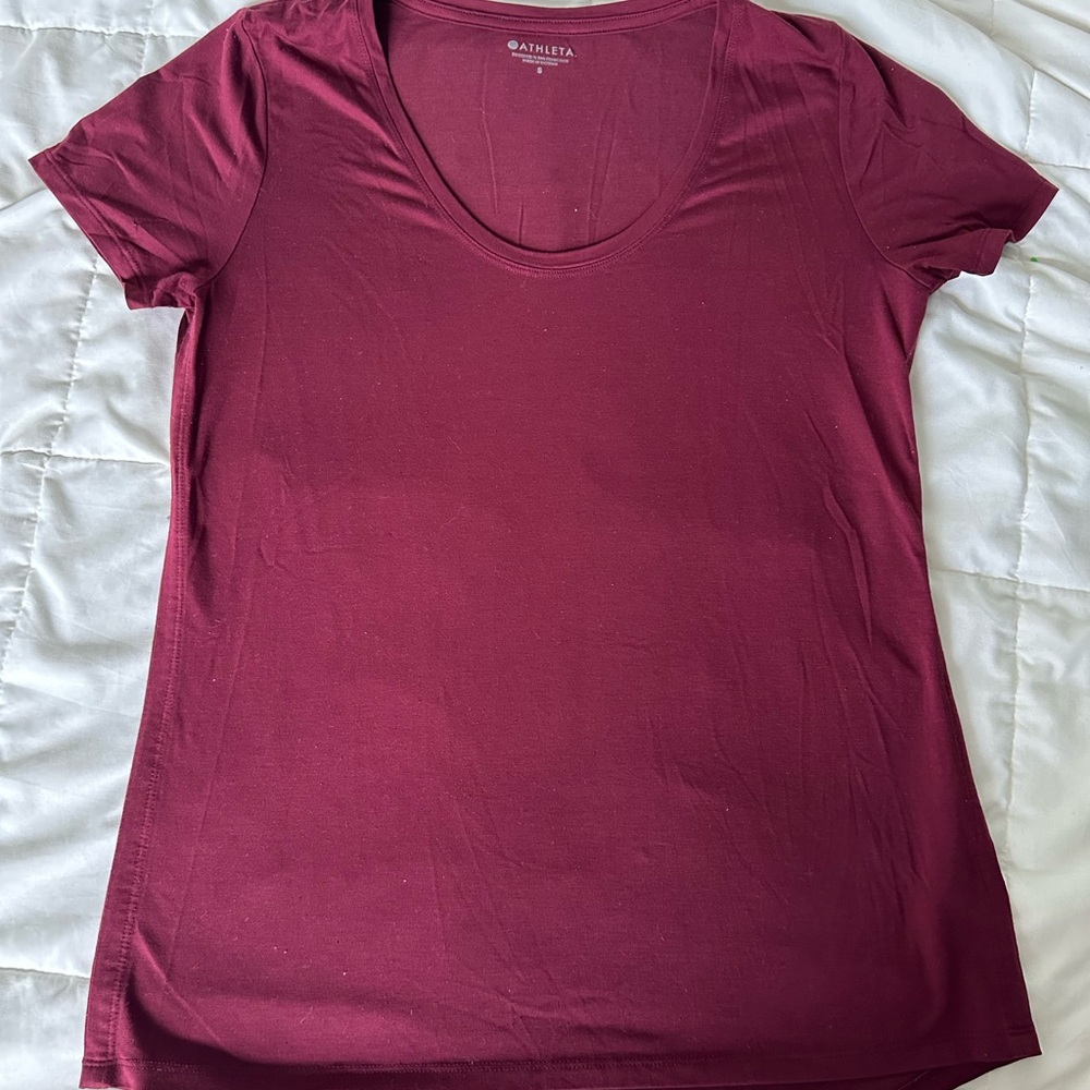 Athleta Women's Short Sleeve Maroon Tee